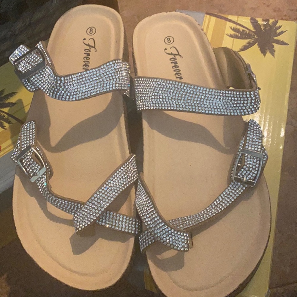 NWT SANDALS